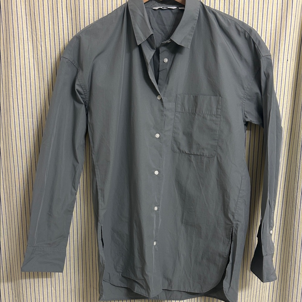 Uniqlo women’s oversized long-Sleeve Button-Up Shirt in olive green